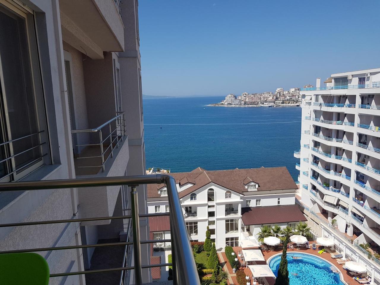 Luxury Seafront Apartments Sarandë Exterior foto
